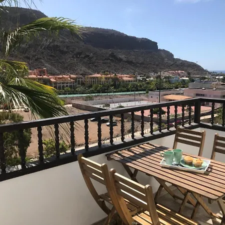 Harry Palm * Puerto De Mogan